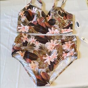 Old Navy Floral high-waisted 2-piece swimsuit